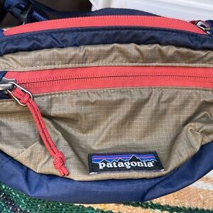 Patagonia Men's Navy and Red Belt Bag